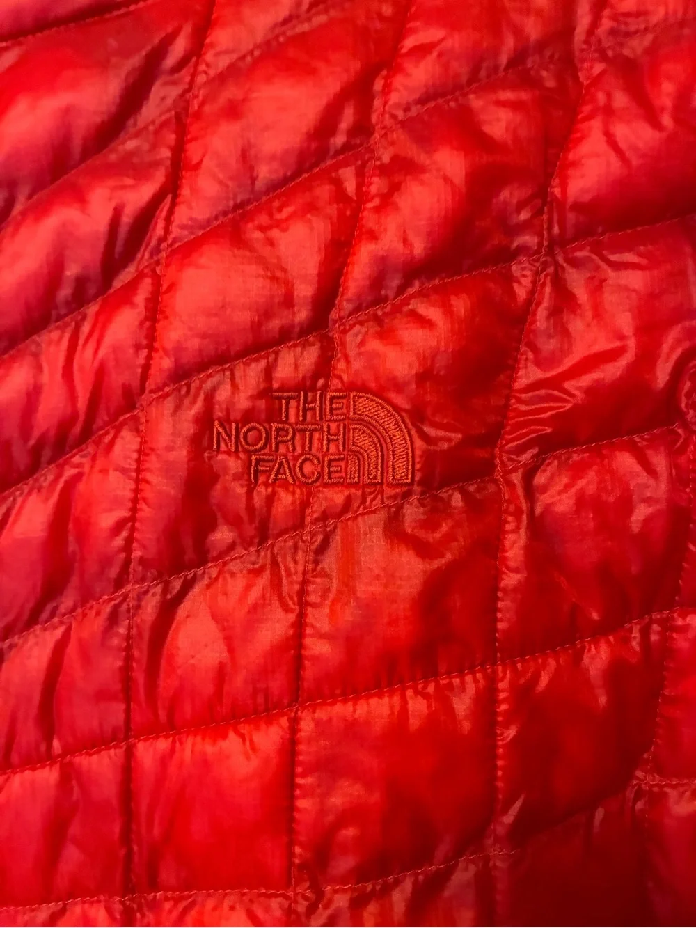 The North Face Thermoball Jacket Vibrant Melon Red Extra Large